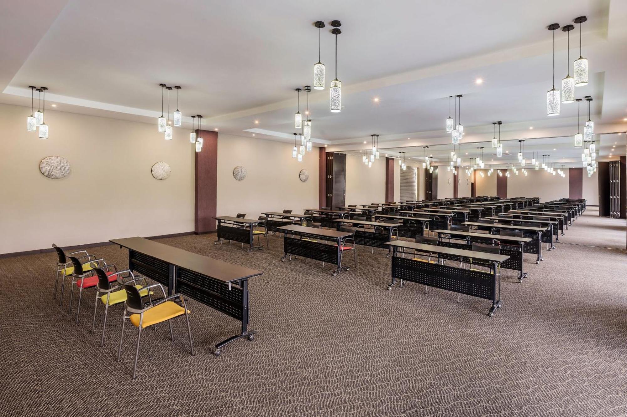 Protea Hotel By Marriott Ndola Exterior photo