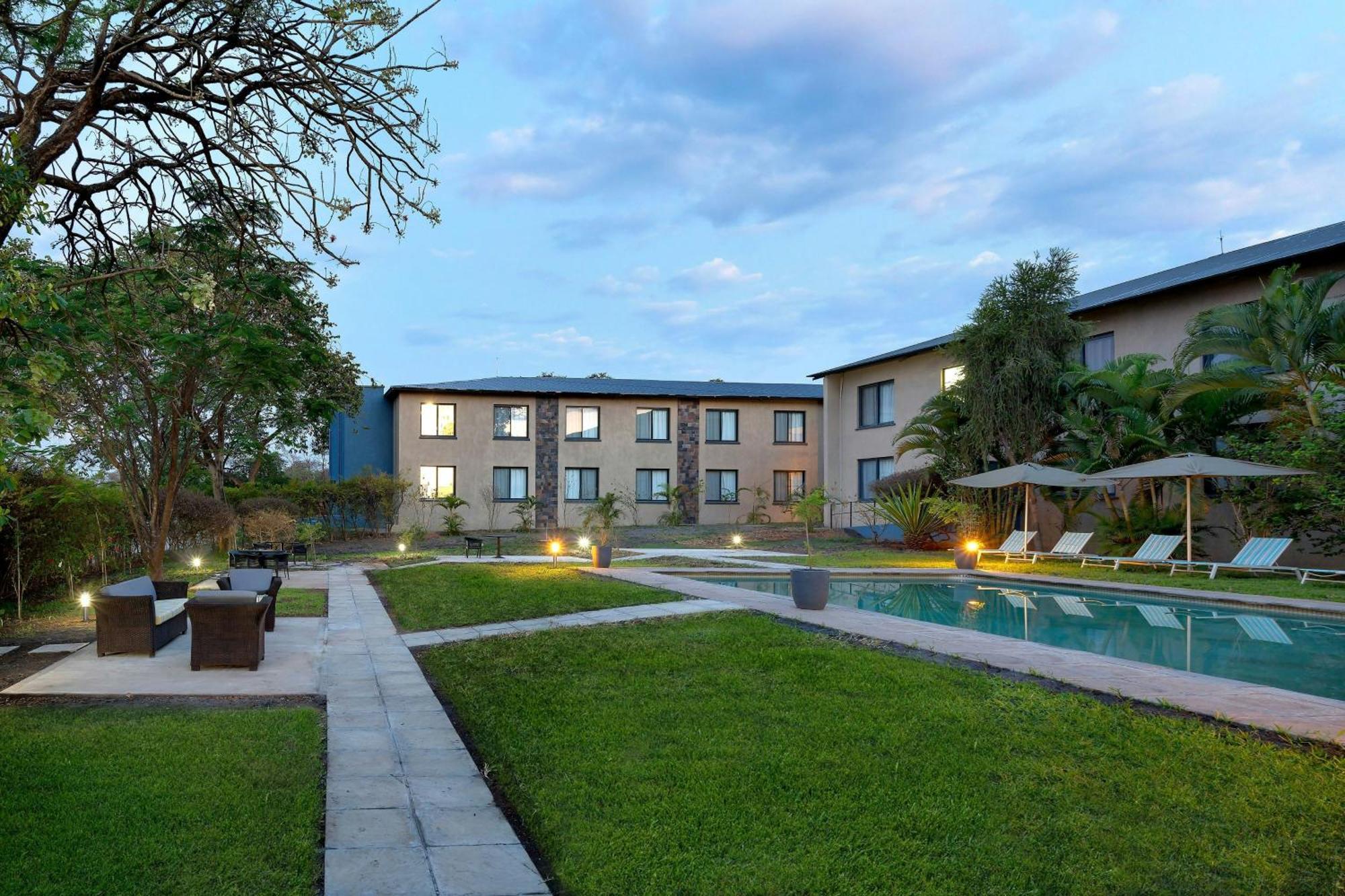 Protea Hotel By Marriott Ndola Exterior photo
