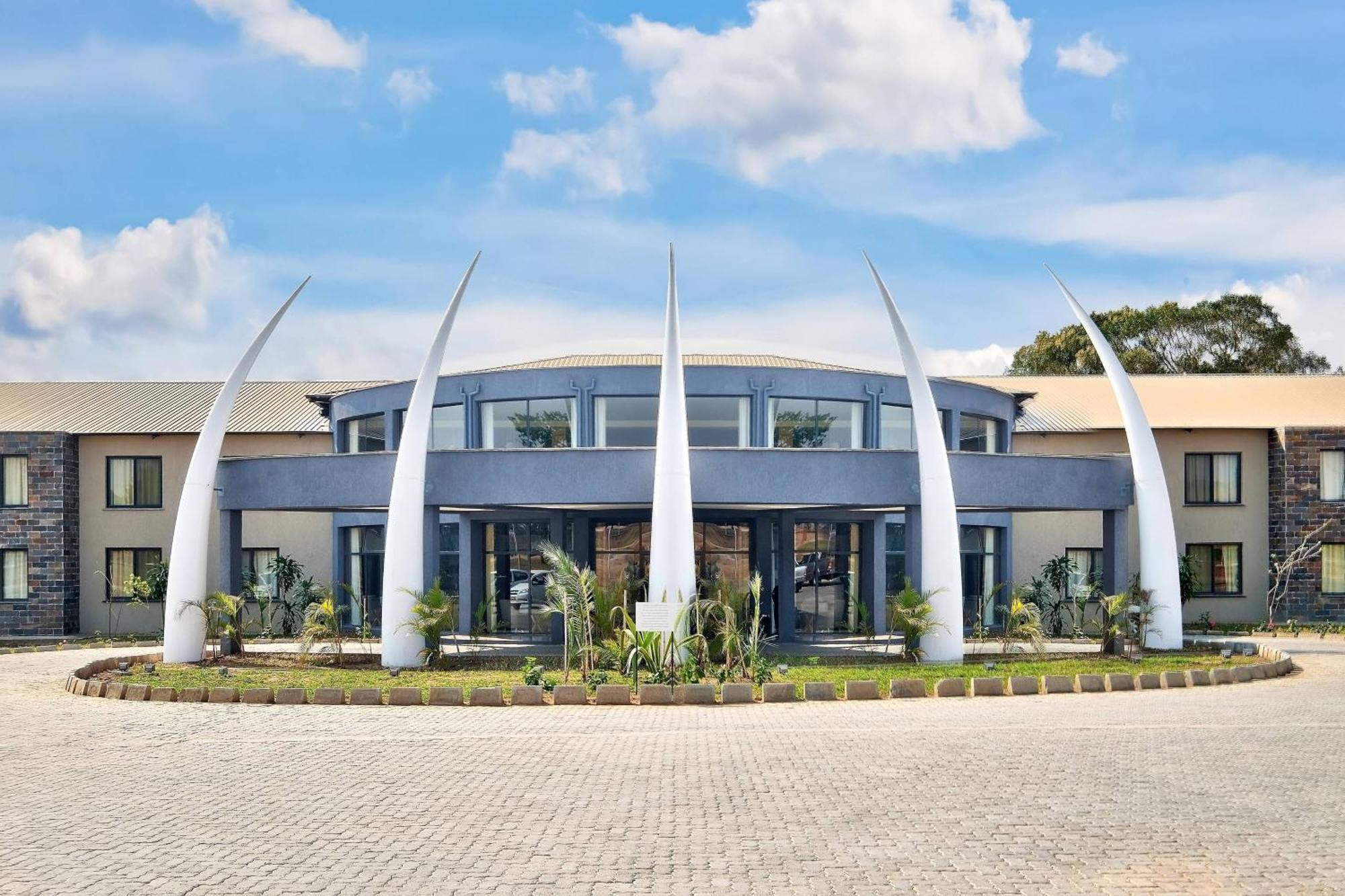 Protea Hotel By Marriott Ndola Exterior photo